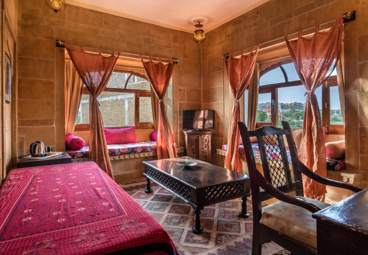 ג'איסלמר Hotel Fifu מראה חיצוני תמונה