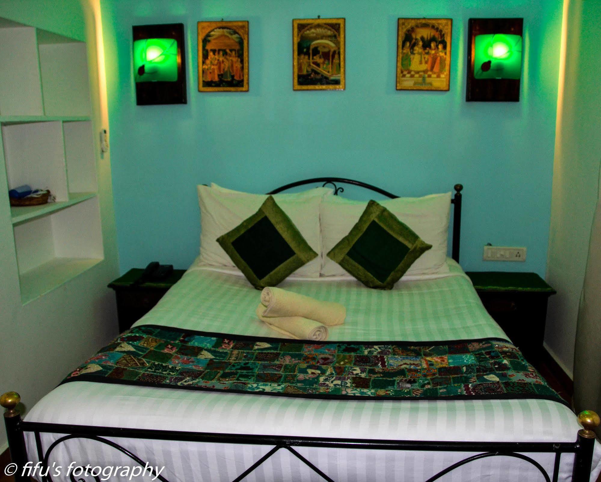 ג'איסלמר Hotel Fifu מראה חיצוני תמונה