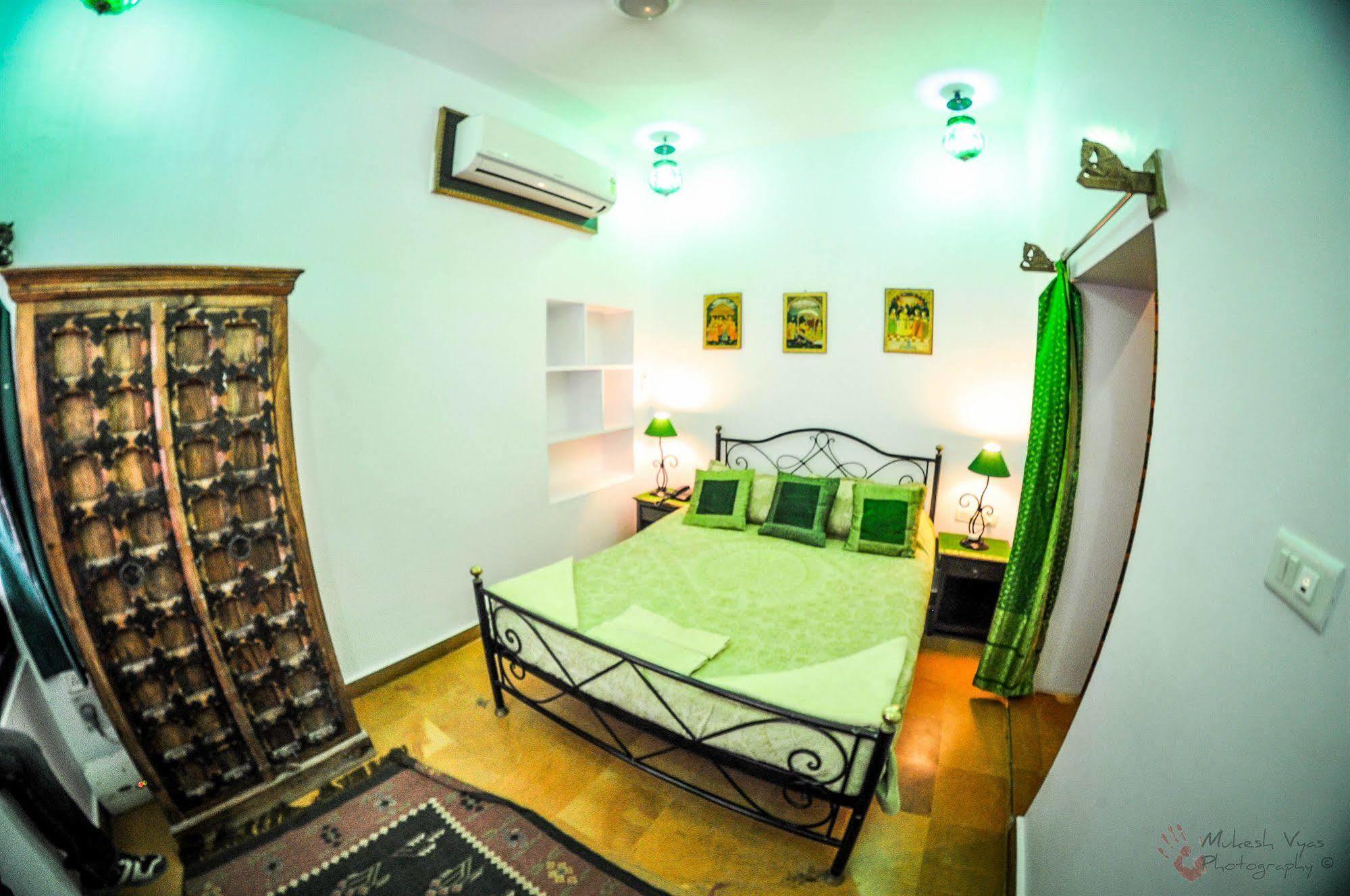 ג'איסלמר Hotel Fifu מראה חיצוני תמונה
